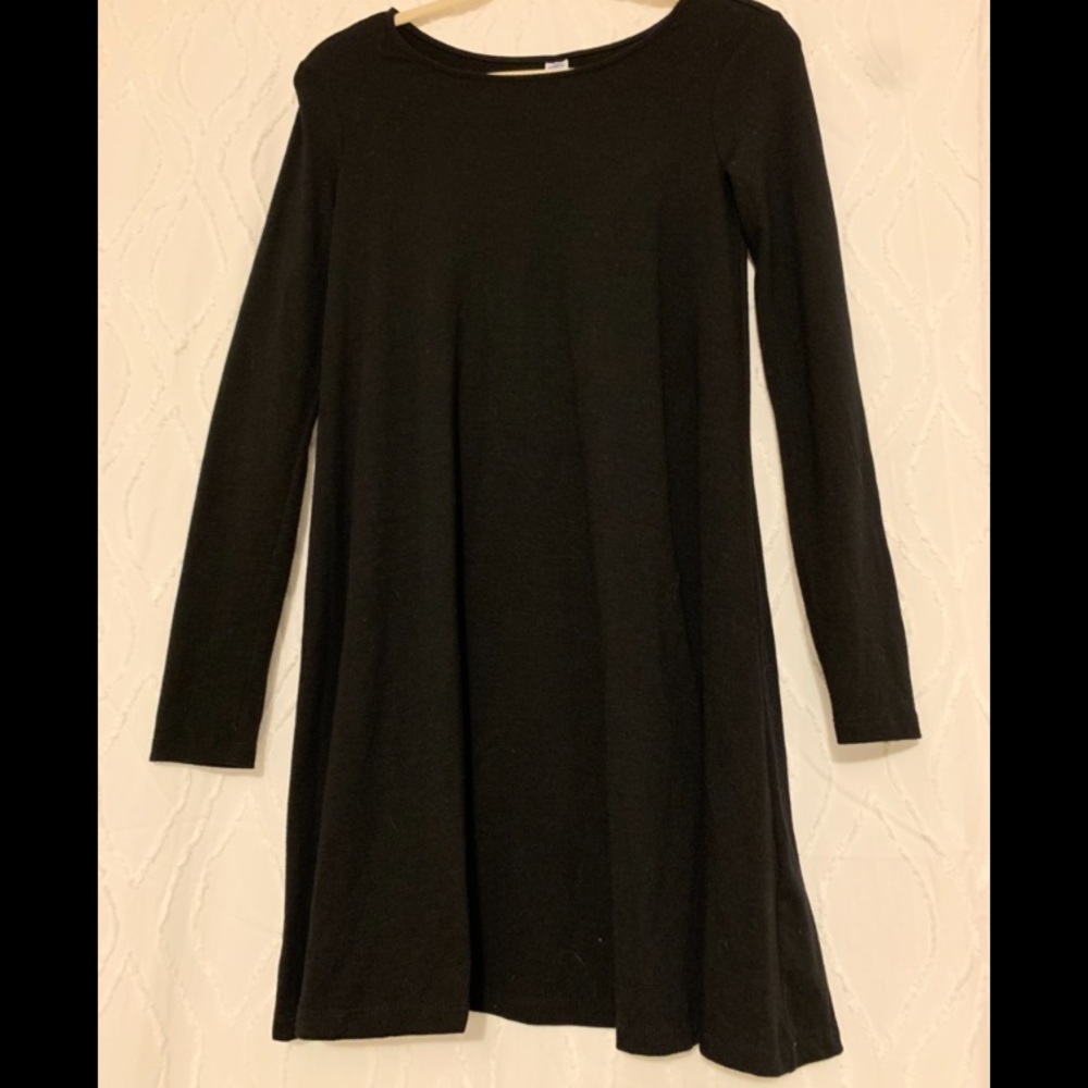Long sleeve black dress